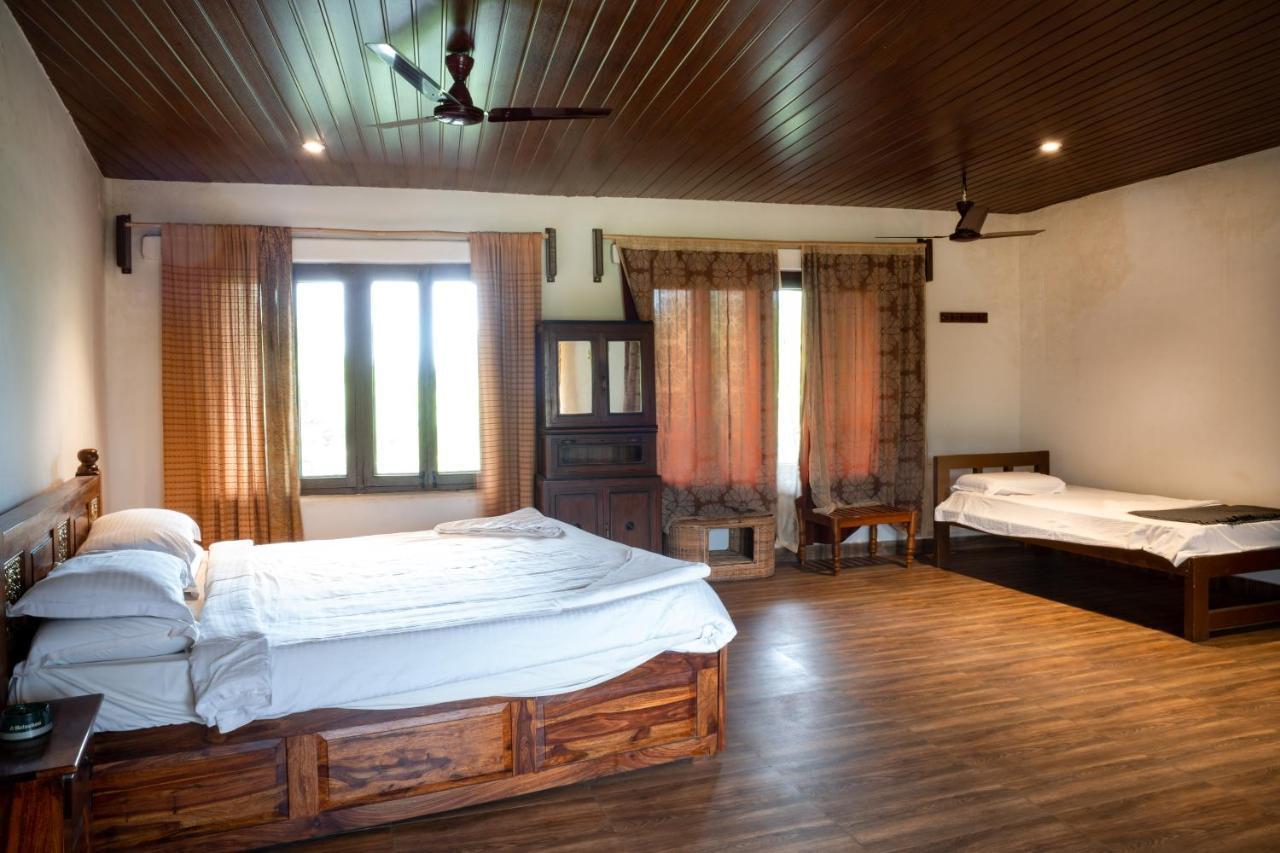 Hampi'S Whiskers Resort Exteriér fotografie